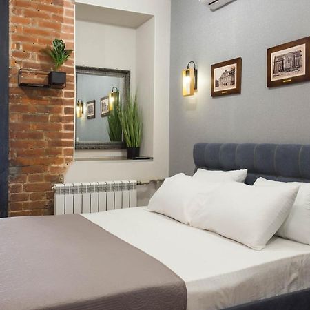 Cozy Apartment In The Center - Podilskyi Lane 7 Charkov Buitenkant foto