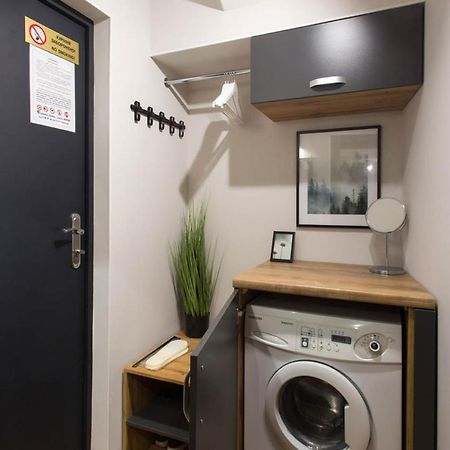 Cozy Apartment In The Center - Podilskyi Lane 7 Charkov Buitenkant foto