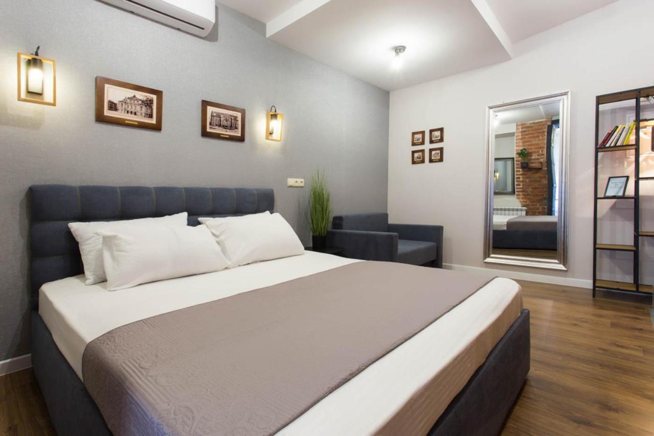 Cozy Apartment In The Center - Podilskyi Lane 7 Charkov Buitenkant foto